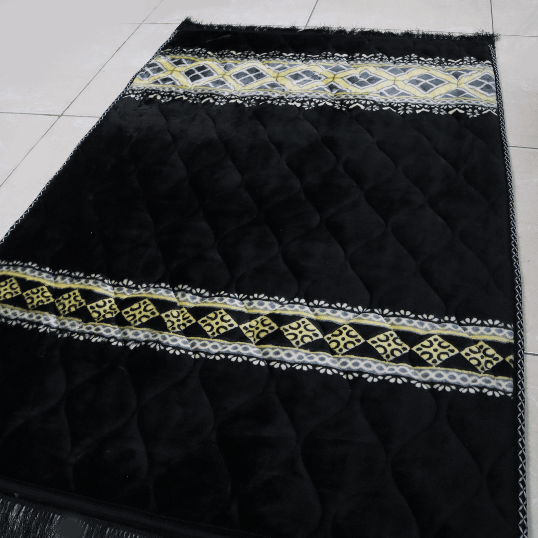 Mughal Janamaz Printed Prayer Mat-Onyx